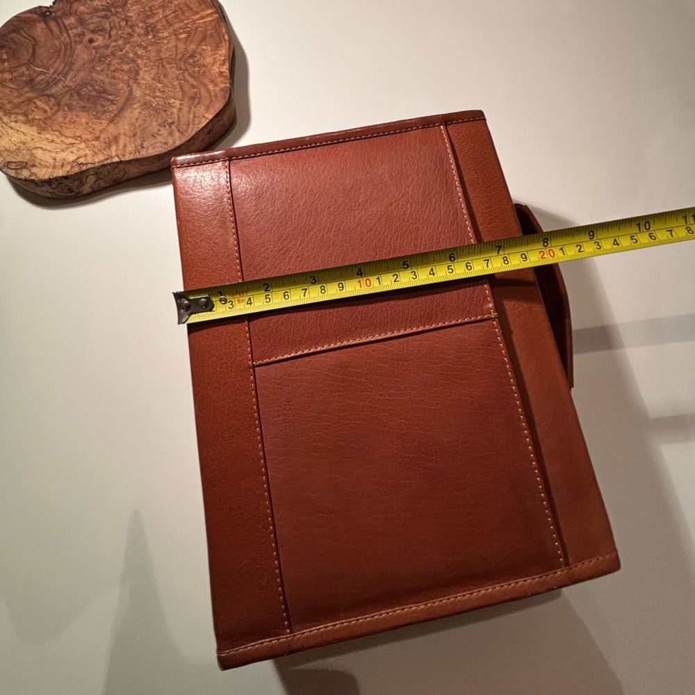 Vintage Brown vegan Leather Bible Case – Hebrew Embossed Detail - Picture 8 of 8